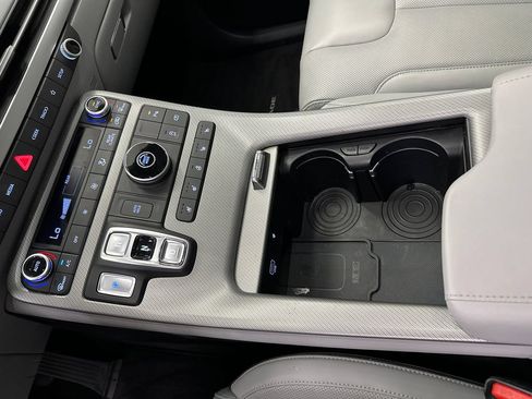 Used 2025 Hyundai Palisade SEL FWD image 33