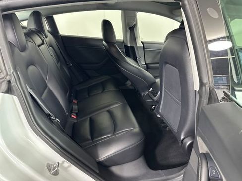 Used 2021 Tesla Model 3 Performance image 26