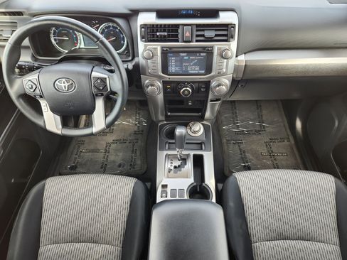Used 2015 Toyota 4Runner SR5 image 26