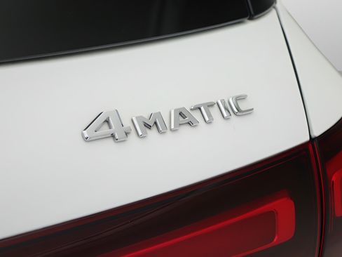 Certified 2024 Mercedes-Benz GLE 350 4MATIC image 20