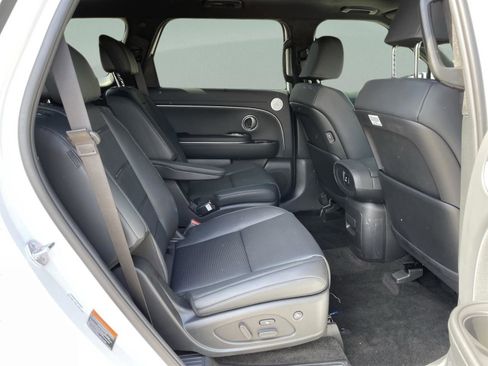 New 2026 Hyundai Palisade Calligraphy FWD image 18