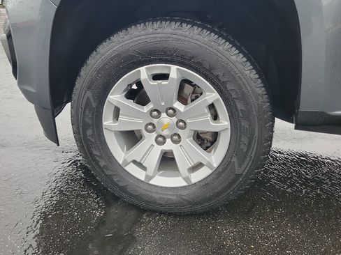 Used 2022 Chevrolet Colorado LT w/ Fleet Safety Package image 7