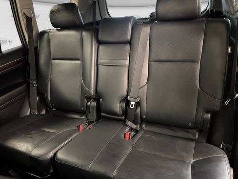 Used 2014 Lexus GX 460 Luxury AWD/4WD image 40