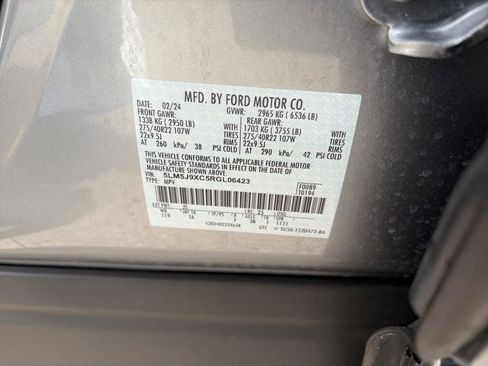 Used 2024 Lincoln Aviator Black Label w/ Dynamic Handling Package image 15