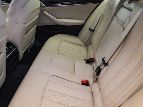 Used 2018 BMW 540i RWD image 19