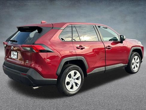 Used 2025 Toyota RAV4 LE AWD/4WD image 26