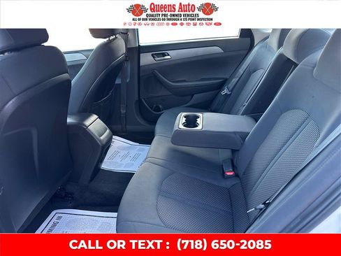 Used 2019 Hyundai Sonata SE FWD image 11