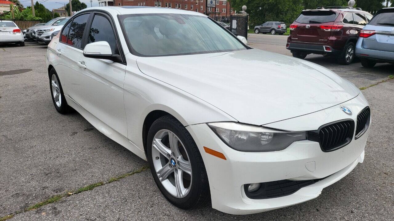 Used 2015 BMW 320i Sedan RWD image 7