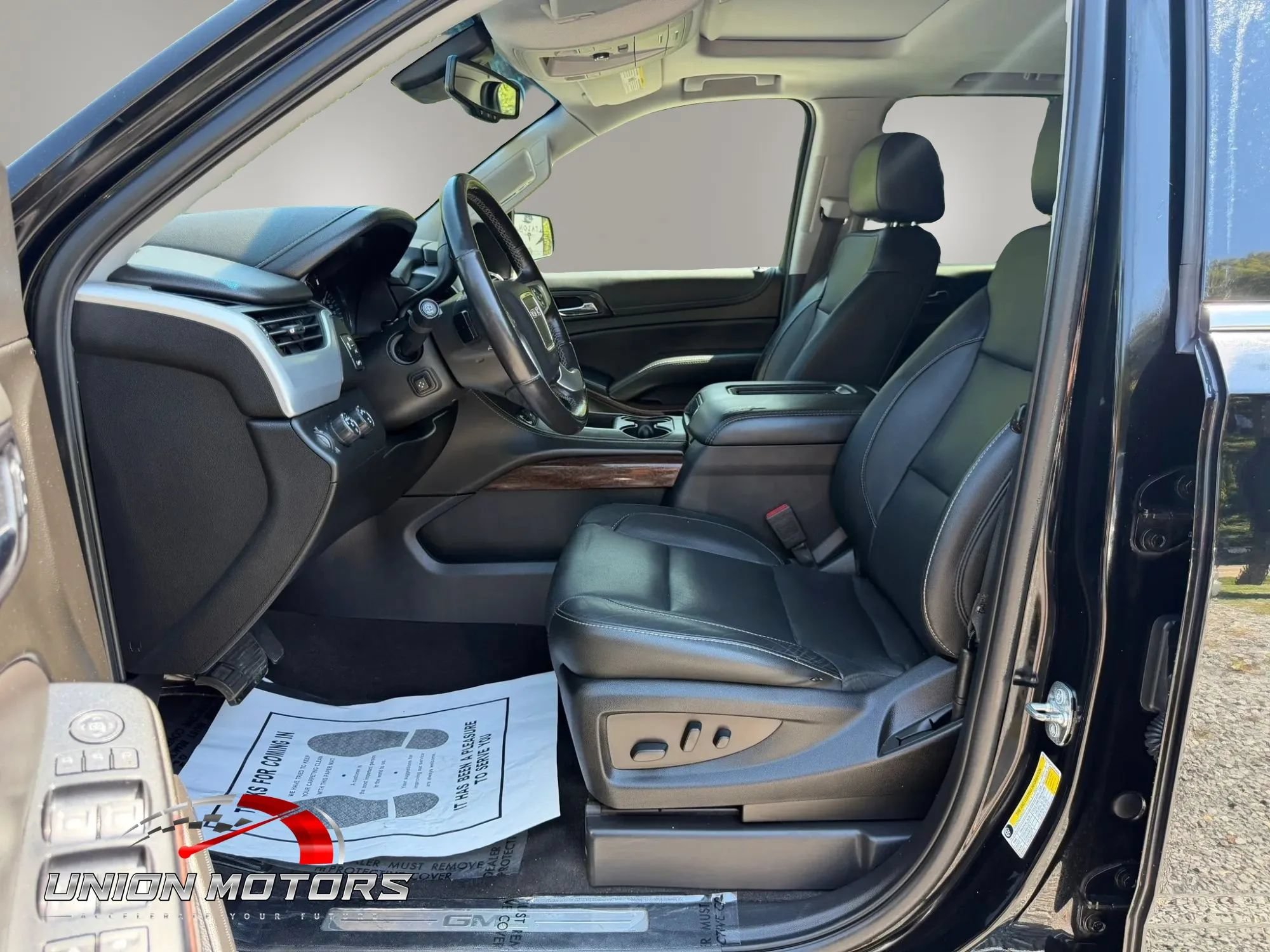 Used 2020 GMC Yukon XL SLT AWD/4WD image 17