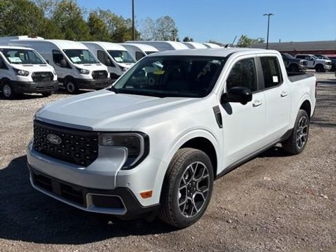 New 2025 Ford Maverick Lariat w/ 4K Tow Package image 2