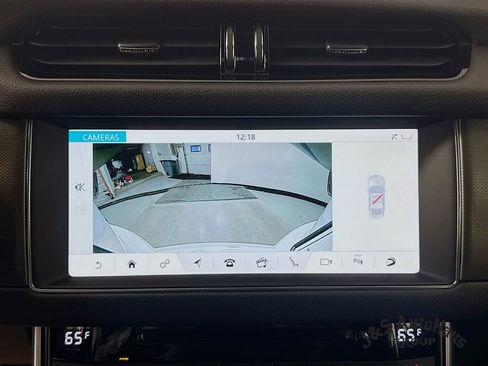 Used 2020 Jaguar XF S image 19