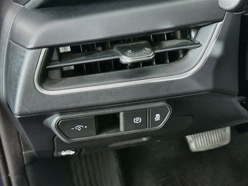 Used 2025 Kia K4 FWD image 17