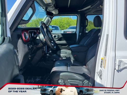 Used 2022 Jeep Gladiator Rubicon w/ LED Lighting Group image 9