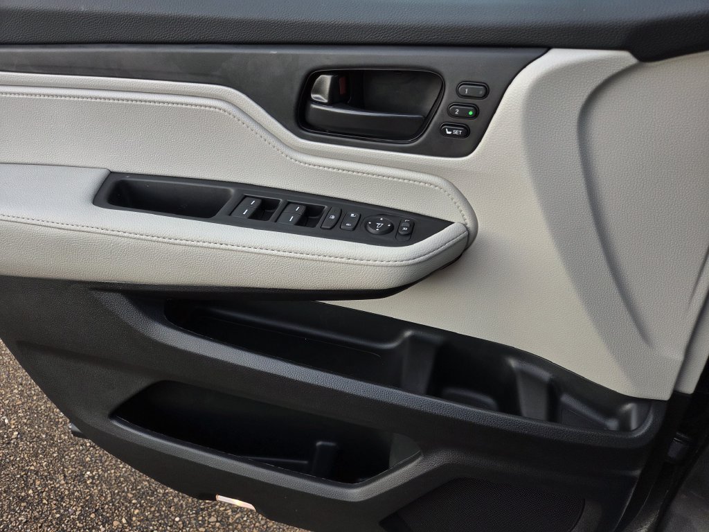 New 2027 Honda Odyssey EX-L image 16