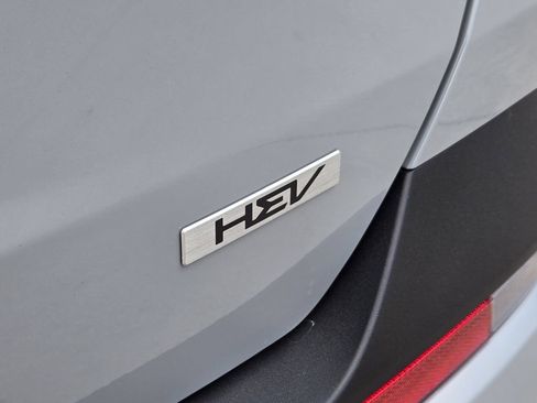 New 2026 Kia Carnival EX FWD image 8