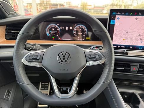 New 2026 Volkswagen Tiguan SEL R-Line AWD/4WD image 27