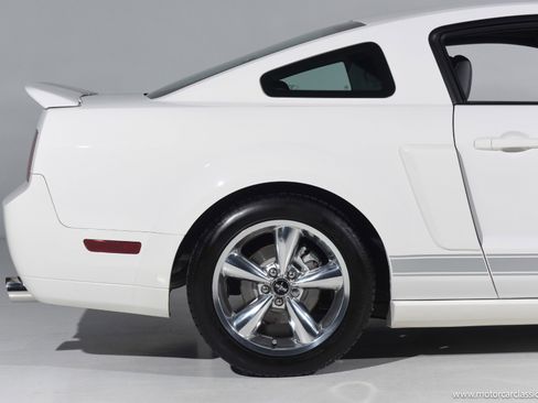 Used 2007 Ford Mustang GT image 23