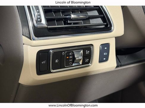 Certified 2024 Lincoln Navigator L Reserve AWD/4WD image 22