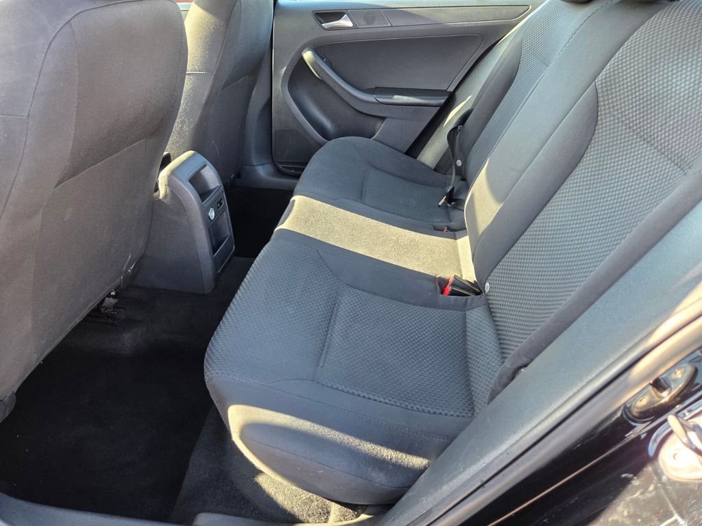 Used 2013 Volkswagen Jetta S FWD image 15