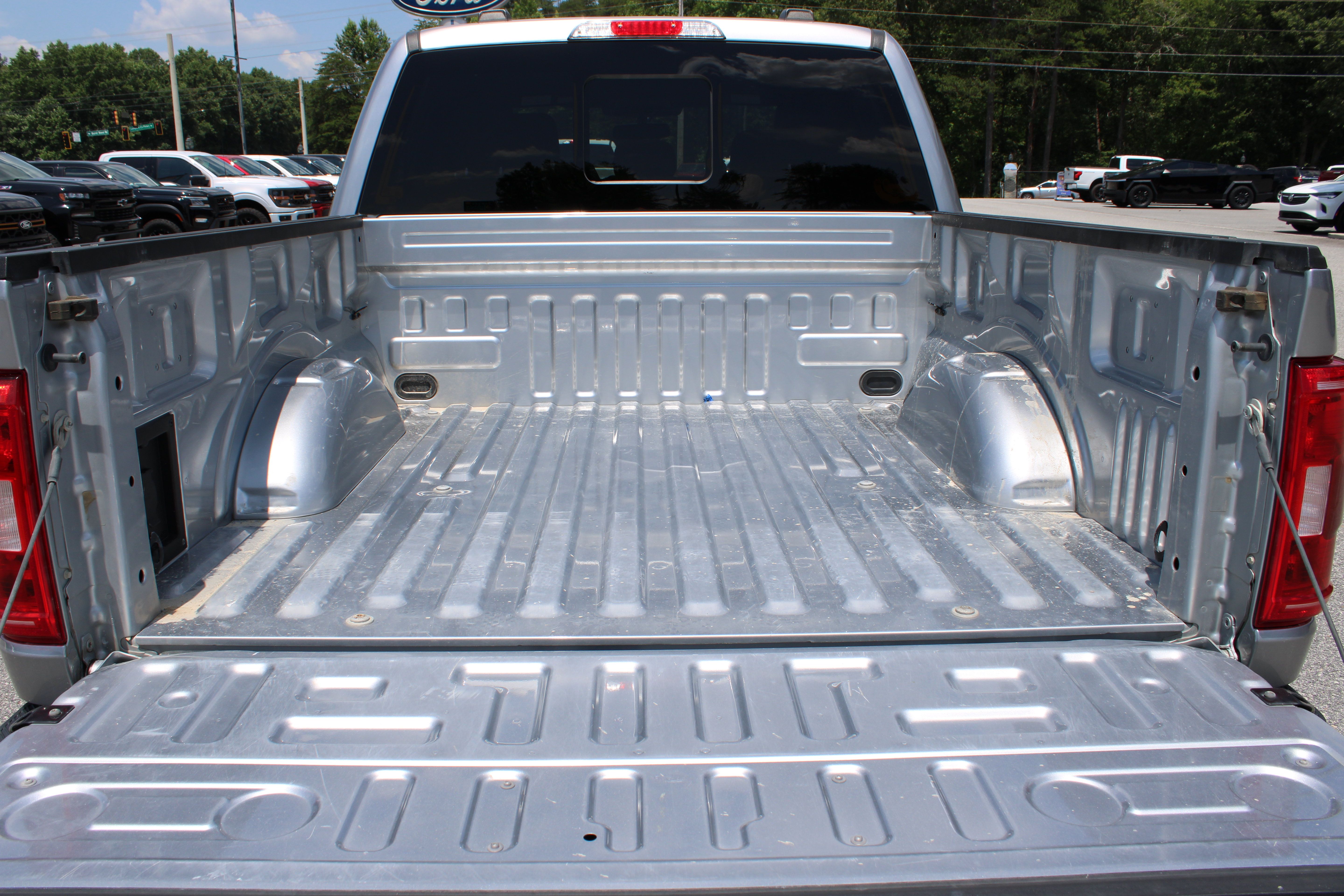 Used 2023 Ford F150 XLT w/ Equipment Group 302A High AWD/4WD image 9