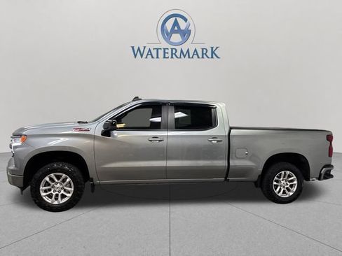 Used 2023 Chevrolet Silverado 1500 RST w/ Z71 Off-Road Package AWD/4WD image 2