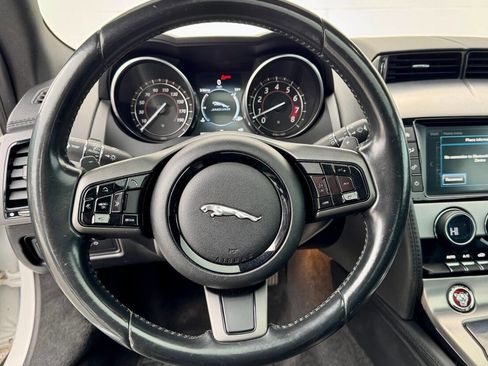 Used 2017 Jaguar F-TYPE Coupe image 19
