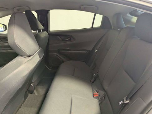 Used 2025 Toyota Prius LE FWD image 35