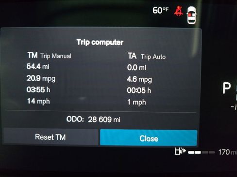 Used 2023 Volvo XC40 B5 Plus w/ Protection Package Premier AWD/4WD image 23