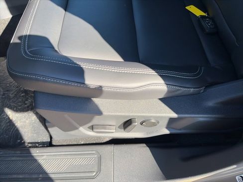 New 2025 Ford Bronco Outer Banks image 18