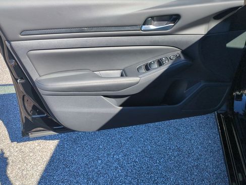 New 2025 Nissan Altima 2.5 SV w/ SV Premium Package image 11