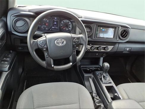 Used 2019 Toyota Tacoma SR image 8
