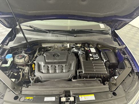 Used 2023 Volkswagen Tiguan SE w/ Panoramic Sunroof Package FWD image 33