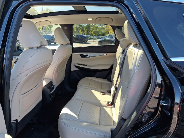 Used 2019 INFINITI QX50 Essential w/ Premium Heat Package AWD/4WD image 8