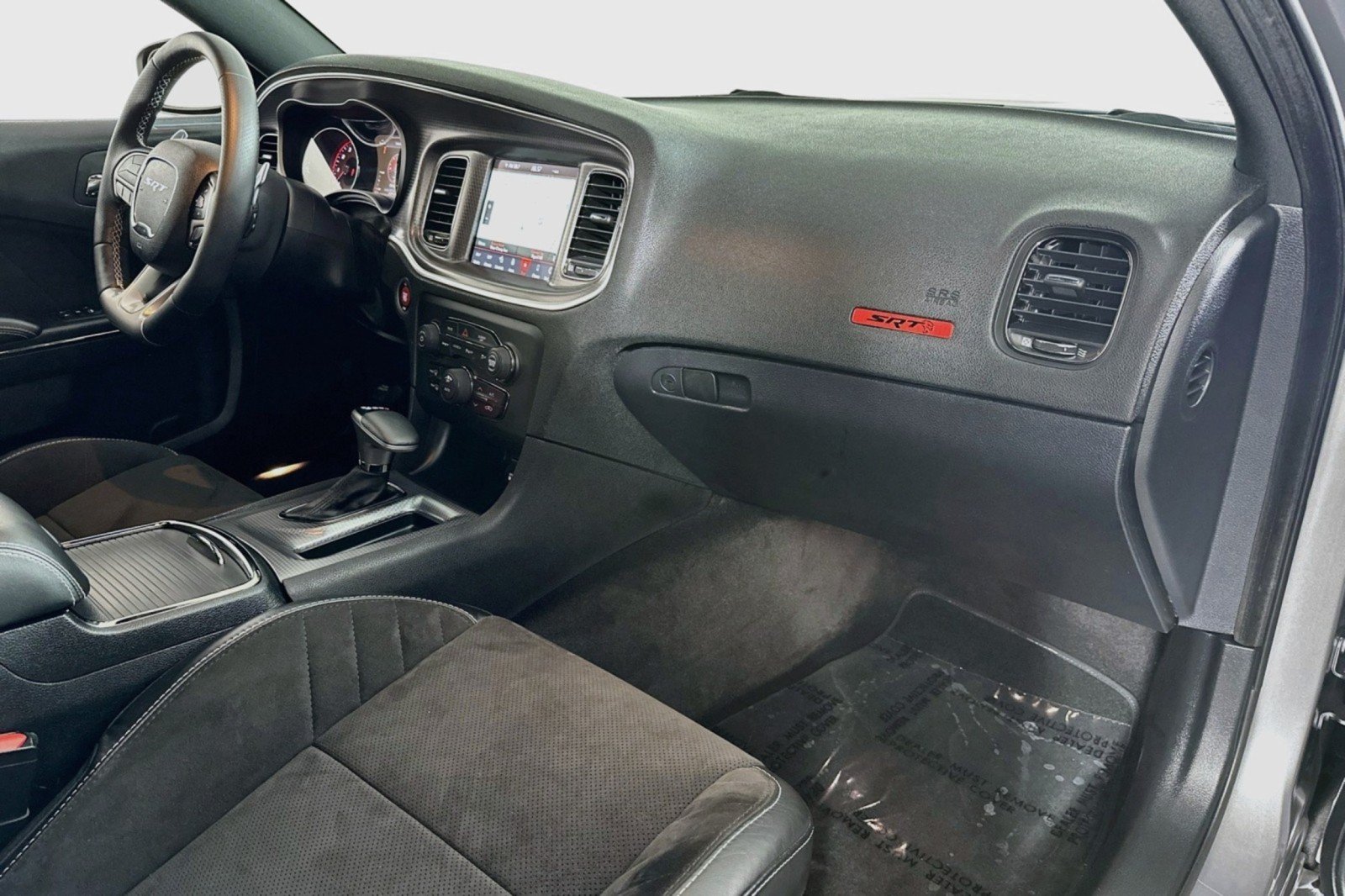 Used 2018 Dodge Charger SRT Hellcat w/ Harman/Kardon Audio Group RWD image 6