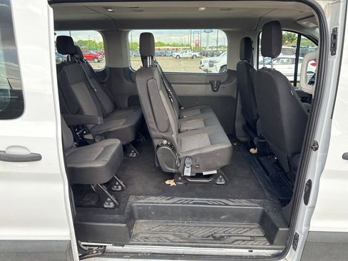 Used 2023 Ford Transit 350 XLT image 10