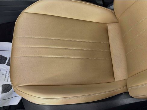 Used 2023 Volkswagen Tiguan SE FWD image 17