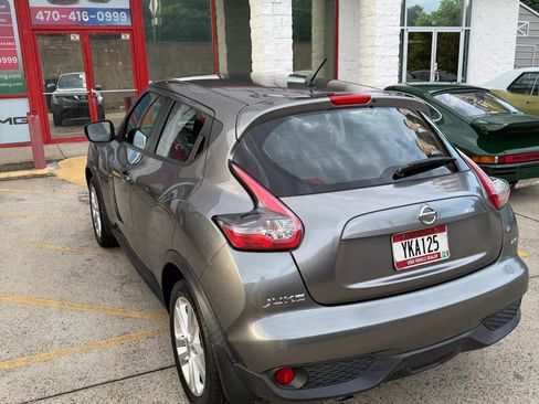 Used 2015 Nissan Juke S AWD/4WD image 4