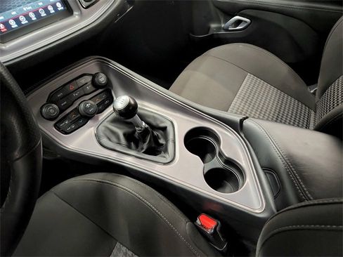 Used 2023 Dodge Challenger R/T w/ Blacktop Package image 21