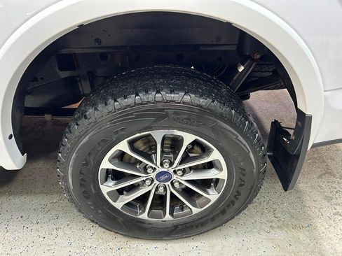 Used 2018 Ford F150 XLT w/ Equipment Group 302A Luxury image 31