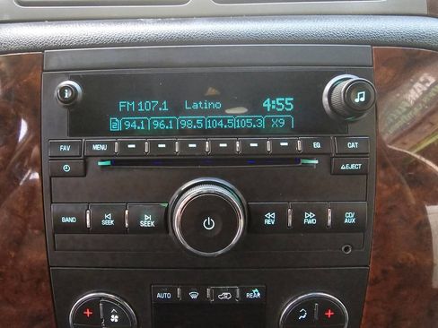 Used 2012 Chevrolet Tahoe LT w/ Texas Edition RWD image 29