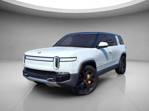 Used 2024 Rivian R1S Adventure AWD/4WD image 1