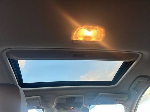 Used 2023 Subaru Crosstrek 2.5i Limited image 16