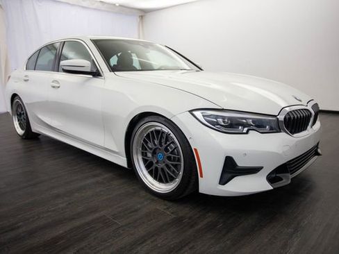 Used 2020 BMW 330i xDrive Sedan w/ Convenience Package image 28