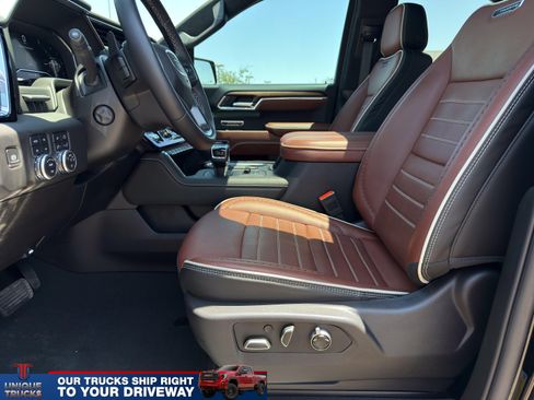 Used 2025 GMC Sierra 1500 Denali Ultimate AWD/4WD image 17