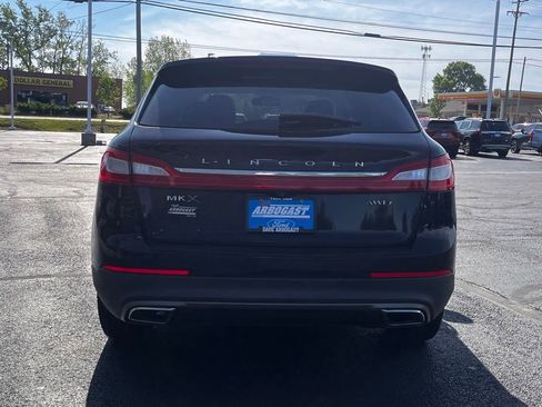 Used 2017 Lincoln MKX Reserve w/ Lincoln MKX Climate Package AWD/4WD image 7