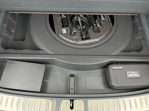 Used 2023 Genesis GV70 2.5T w/ Advanced Package image 13