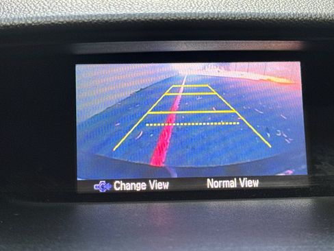Used 2015 Honda CR-V LX image 18