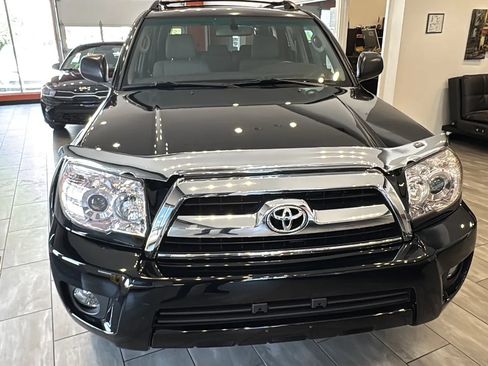 Used 2008 Toyota 4Runner SR5 RWD image 11