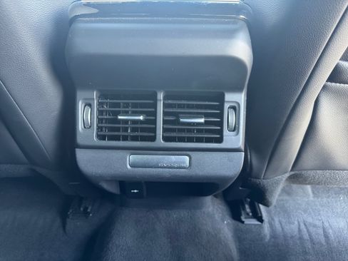 Used 2021 Land Rover Range Rover Evoque R-Dynamic S AWD/4WD image 19