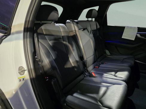 Used 2022 Audi Q7 3.0T Prestige image 20